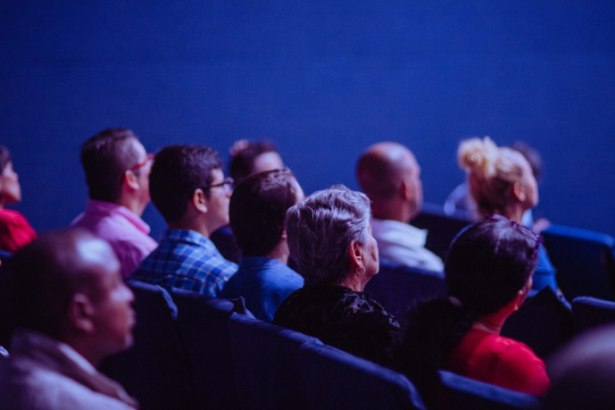 Como a Sala Petrobras Combina Conforto, Tecnologia e Debates na Mostra de Cinema e se Torna Referência para o Público